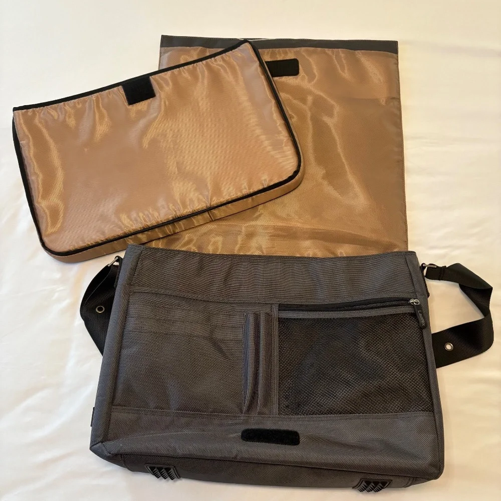 LAUREX Nylon Floral Graphic Laptop / Messenger Bag - Picture 12 of 12